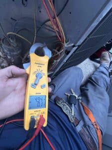 Clamp meter reading