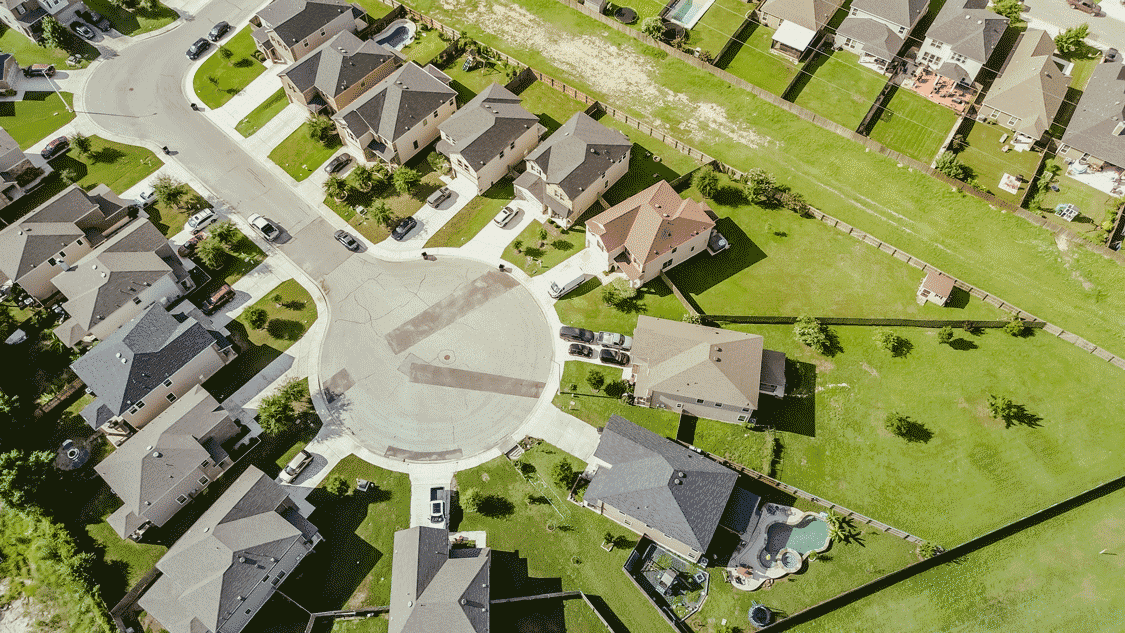 An aerial view of a cul-de-sac neighborhood in San Antonio, TX